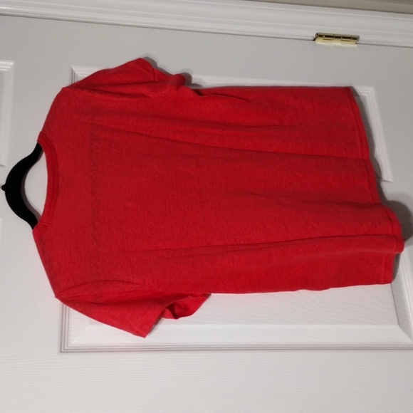 Banana Republic Linen V-Neck Tee in Red Poppy - Picture 7 of 11